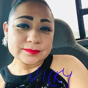 Meet your Posher, Vicky